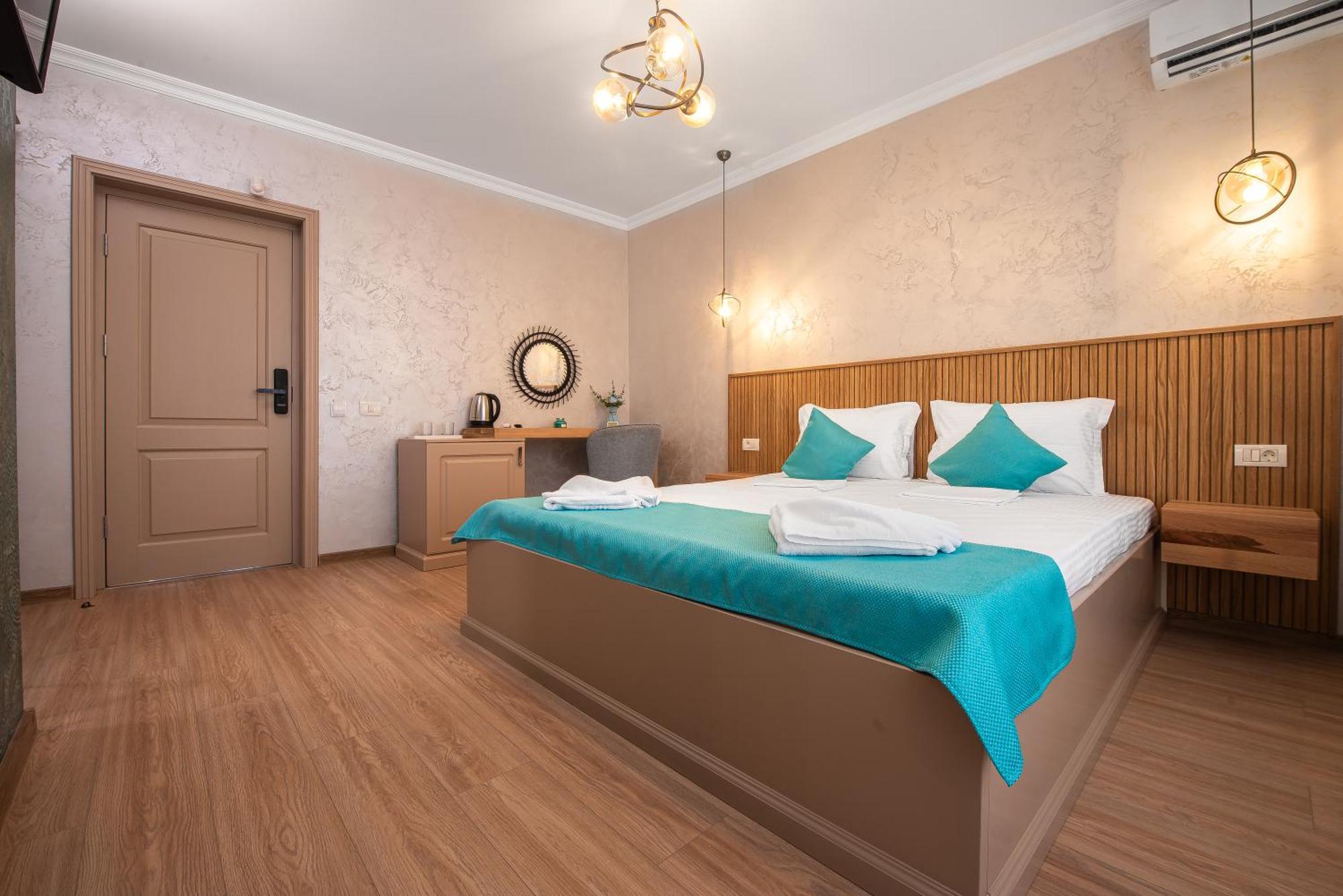 Thaya Homestay
